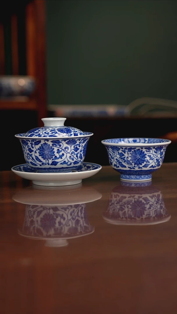 晓月柴窑 缠枝一套