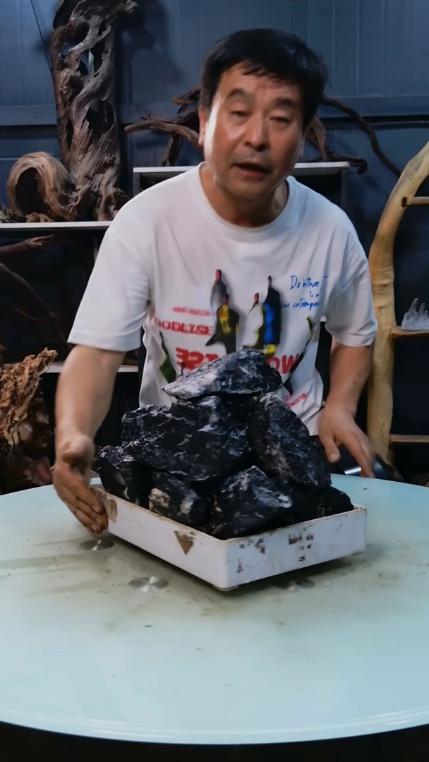 随机发货一筐青龙石9.5