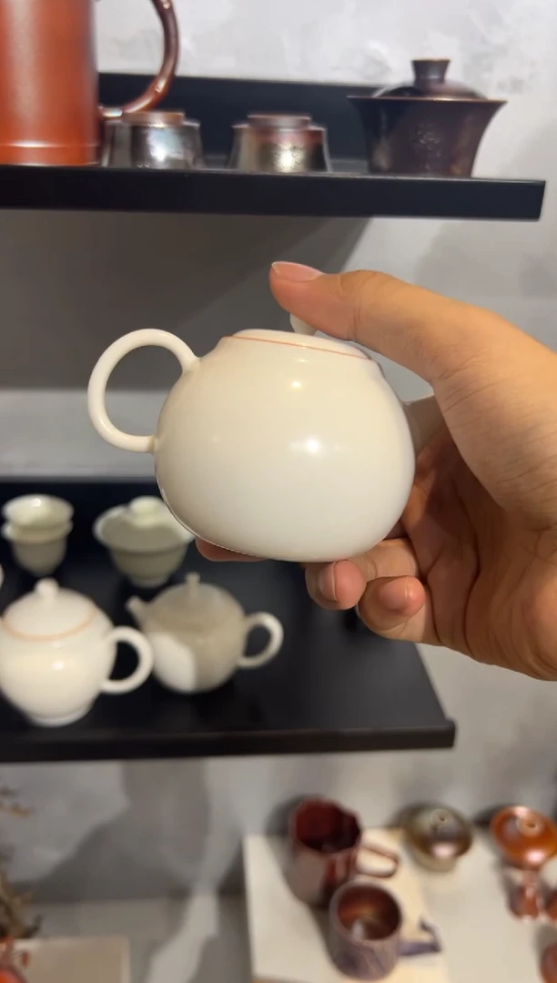 134柴房陶瓷汝瓷壶