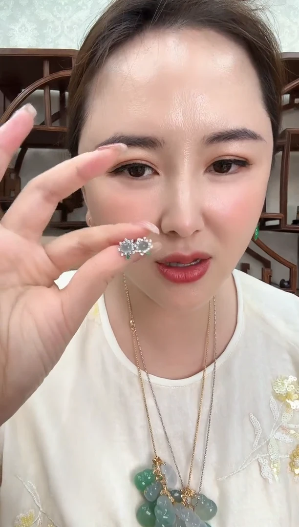 【闪购商品】翡翠颈饰银S925镶嵌25021108