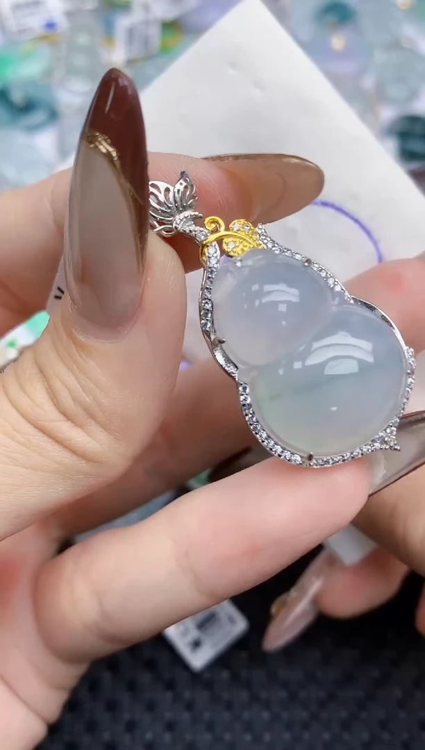 颈饰银S925镶嵌翡翠118   天然翡翠A货  百元以上9米证书费自理