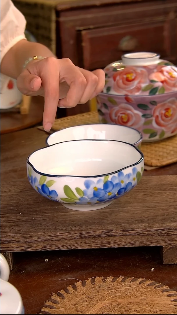 瓷片高白5英寸花口米饭碗-蓝绣球