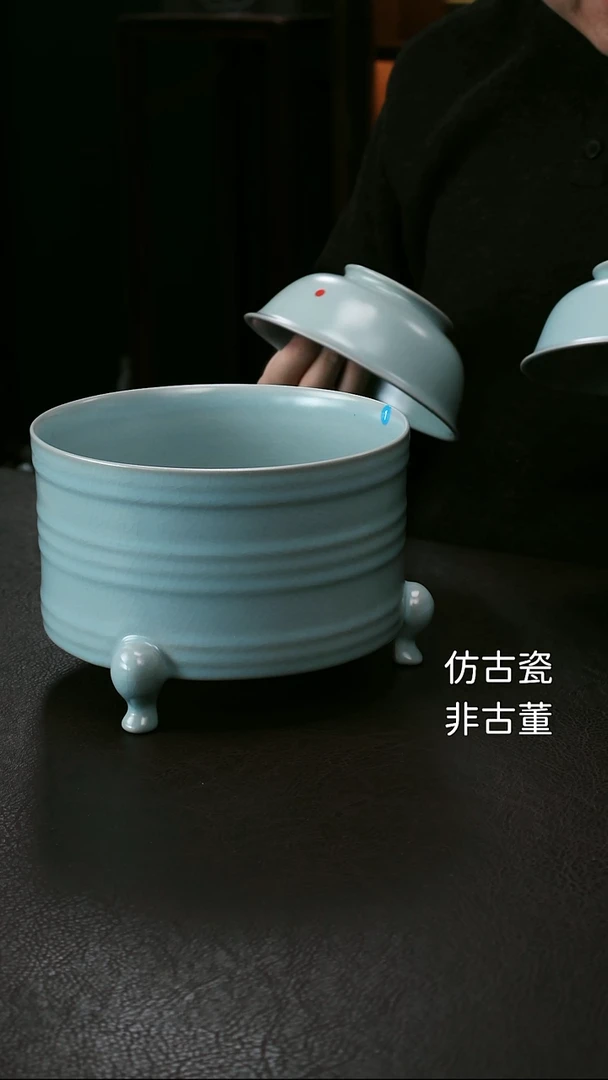 其他大号三足弦纹樽1