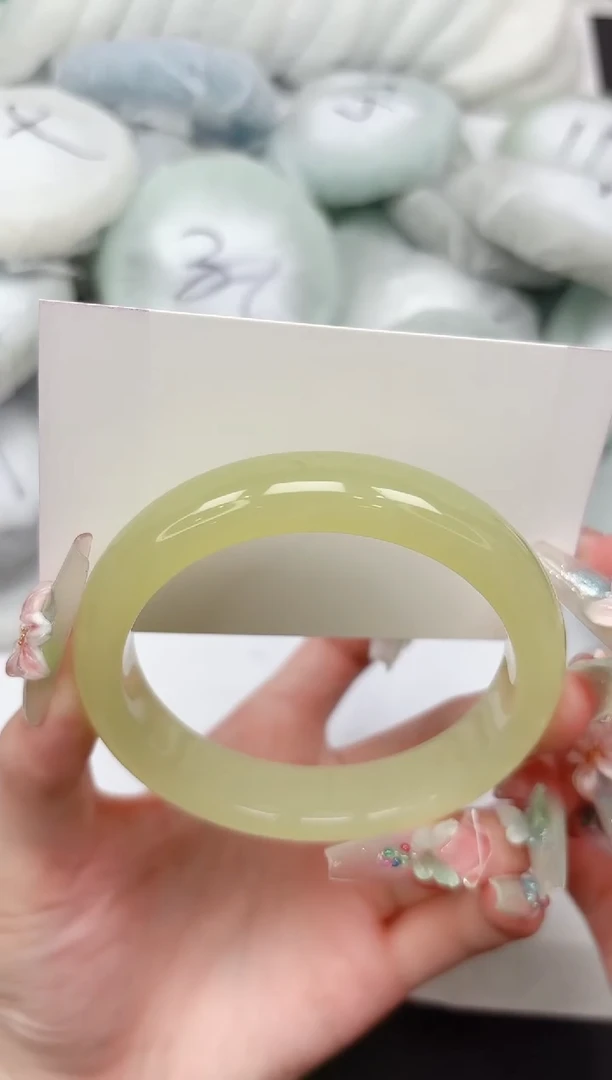 未镶嵌手镯石英质玉155-60.2