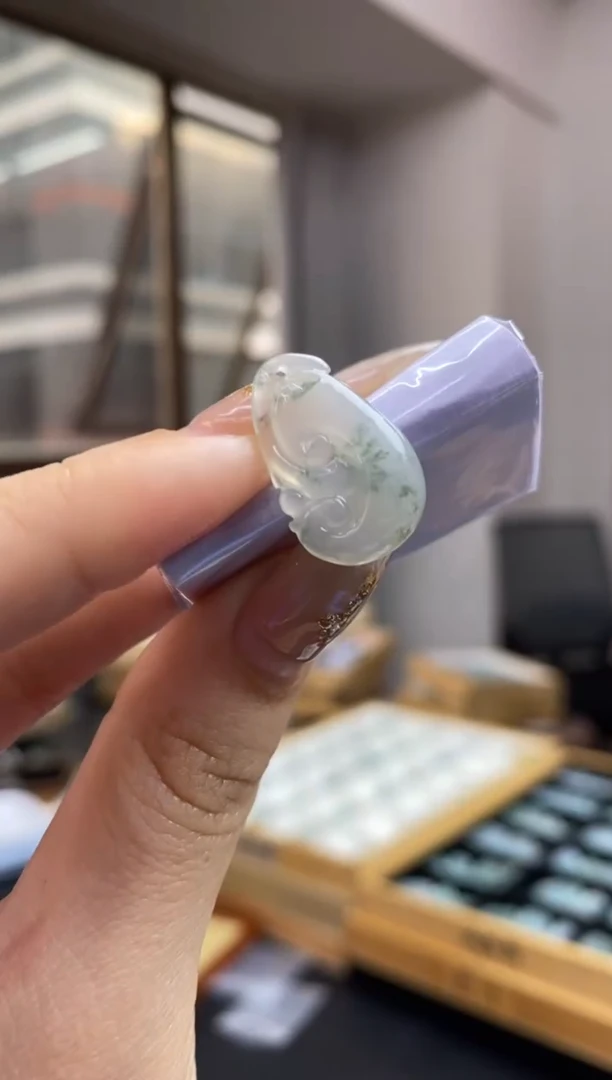 未镶嵌定制翡翠翡翠毛货~