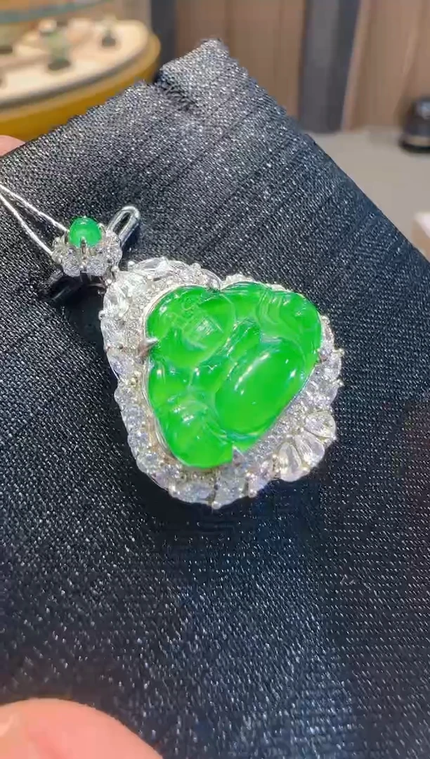 【闪购商品】翡翠吊坠(不含链)银S925镶嵌多样性发货一件