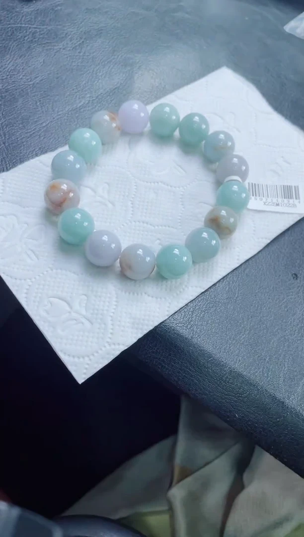 定制翡翠未镶嵌珠串