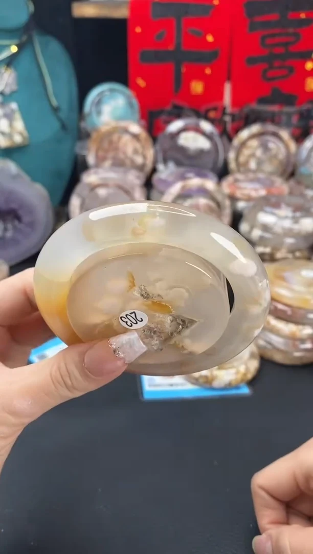 【闪购商品】石英质玉手镯（圆镯）未镶嵌59