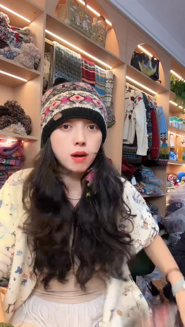 黑色玫瑰帽子