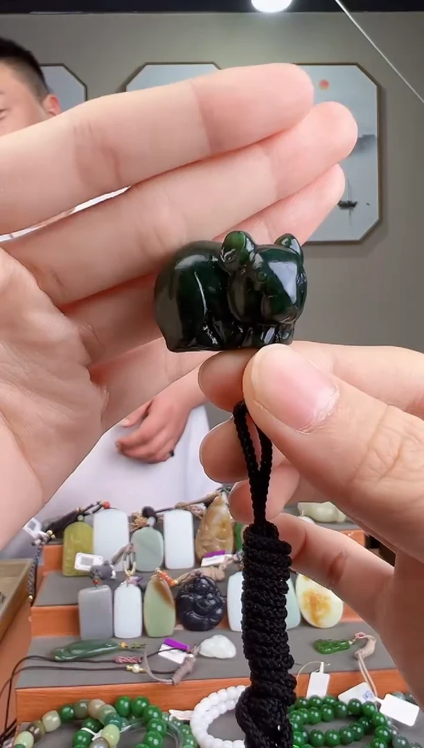 颈饰未镶嵌和田玉多样性发货 拍一单发一个