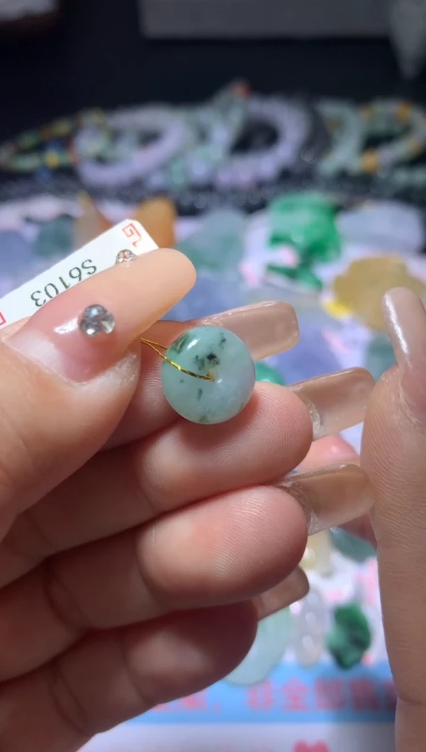 翡翠挂件未镶嵌CXX006057