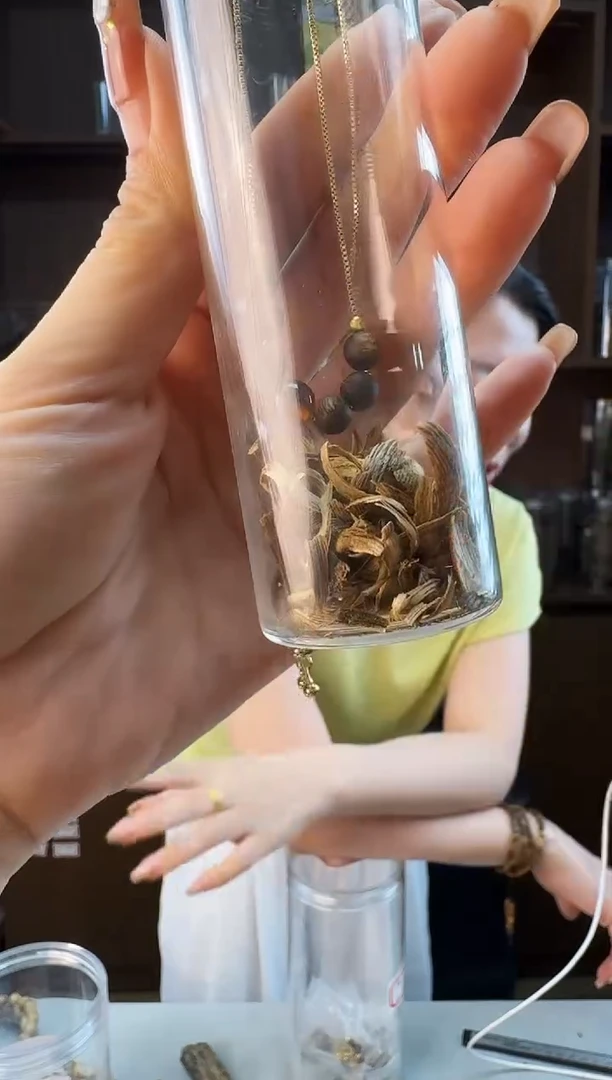 沉香碎屑沉香D06圆静静沉香甄选多样性发一