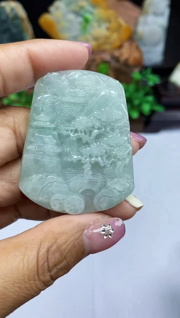 【闪购商品】翡翠颈饰未镶嵌翡翠A货