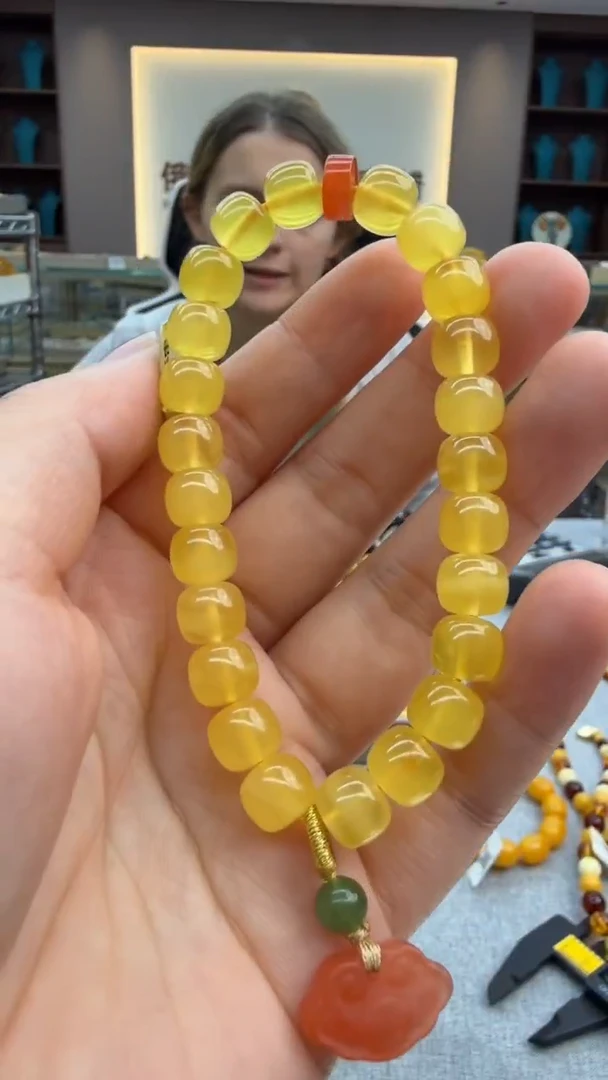 手链琥珀未镶嵌110秒拍号 假一罚三