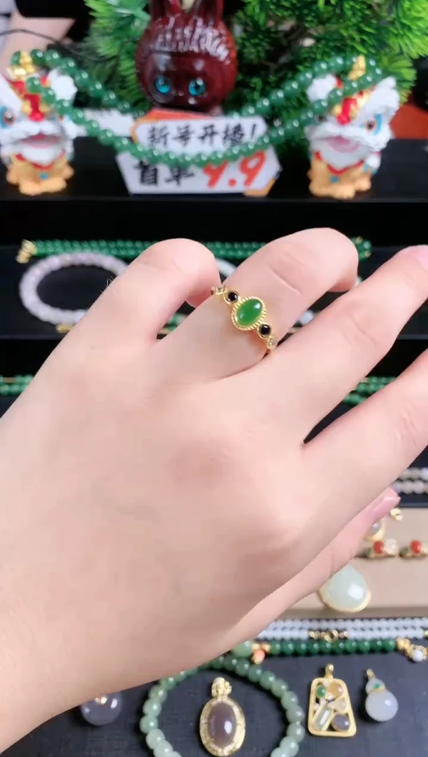 银S925镶嵌戒指和田玉1