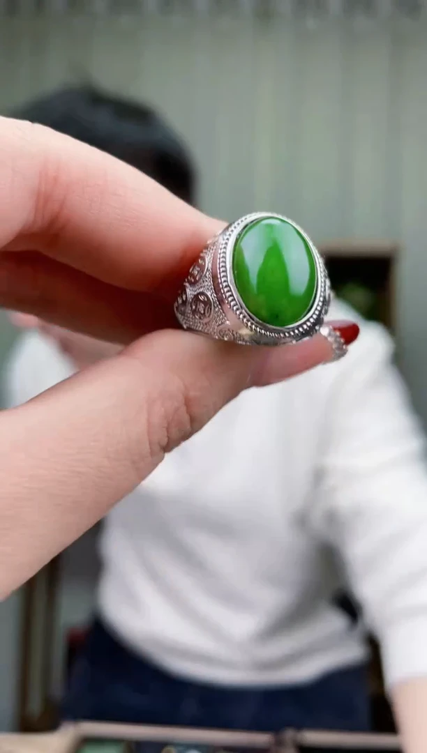 【闪购商品】和田玉挂件未镶嵌拍一发一，多样性发货