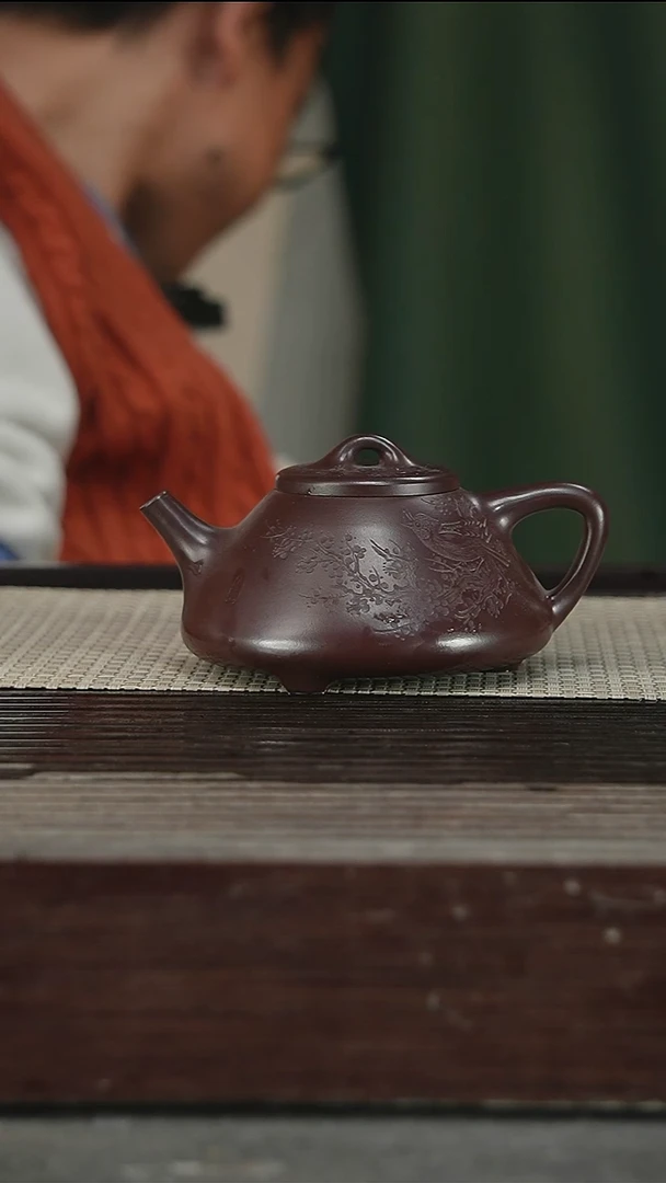 茶壶紫砂冯圆秀，带证260CC102号