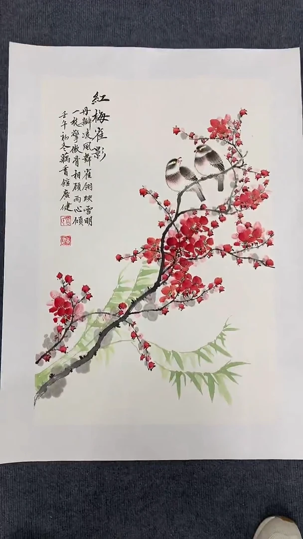 竖款精品开三花鸟