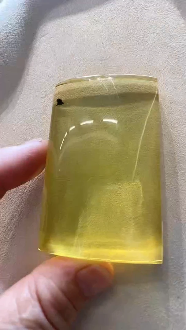 琥珀颈饰未镶嵌吊坠