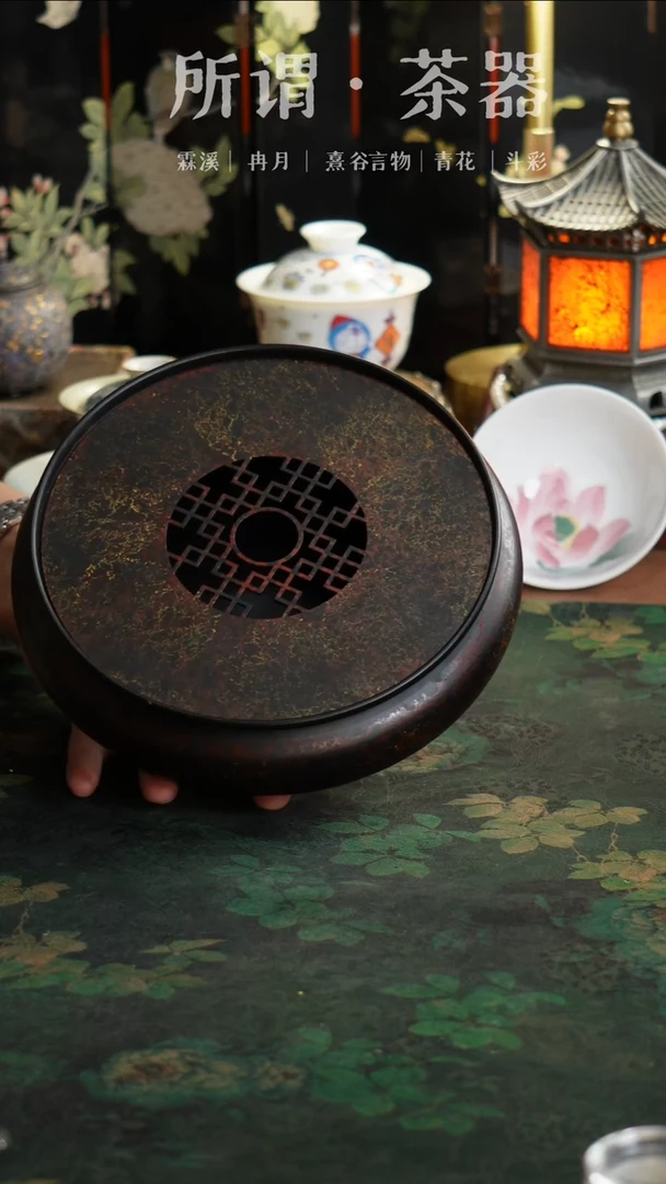 老铁漆红金蓄水壶承