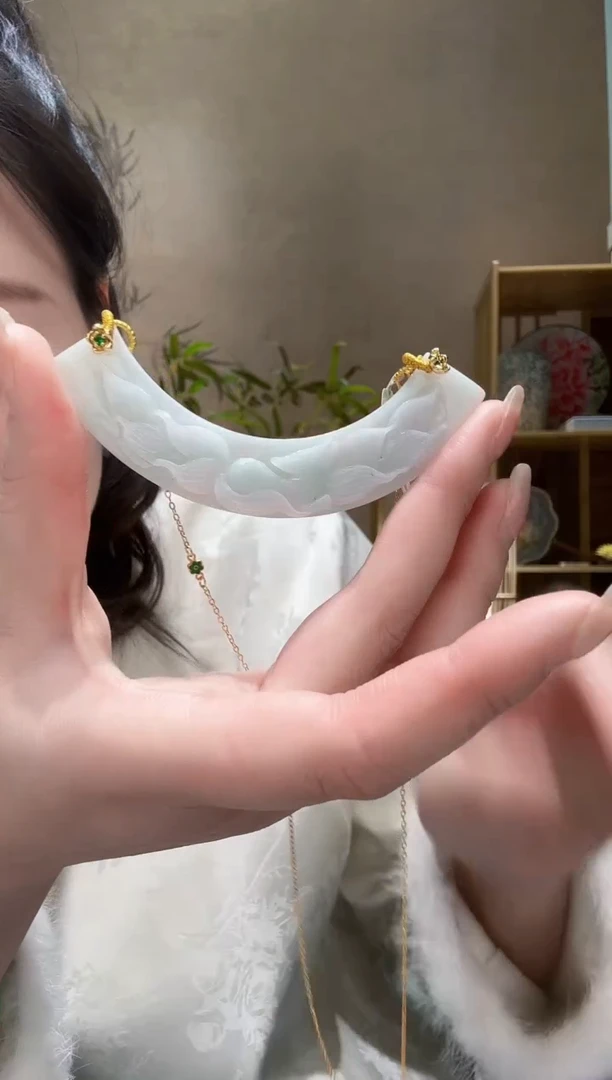 【闪购商品】翡翠颈饰未镶嵌吊坠