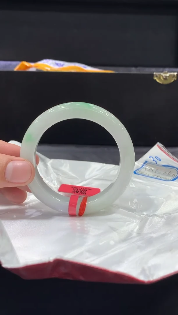 未镶嵌手镯翡翠翡翠手镯