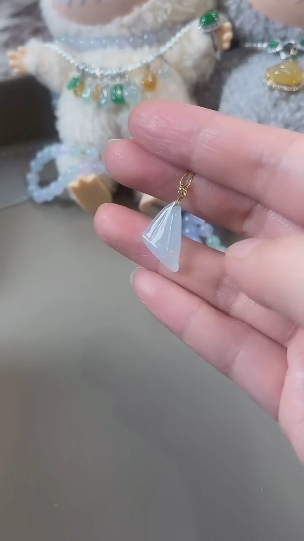 翡翠未镶嵌吊坠(不含链)天然缅甸翡翠吊坠
