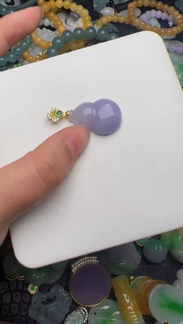 翡翠未镶嵌颈饰天然缅甸翡翠吊坠