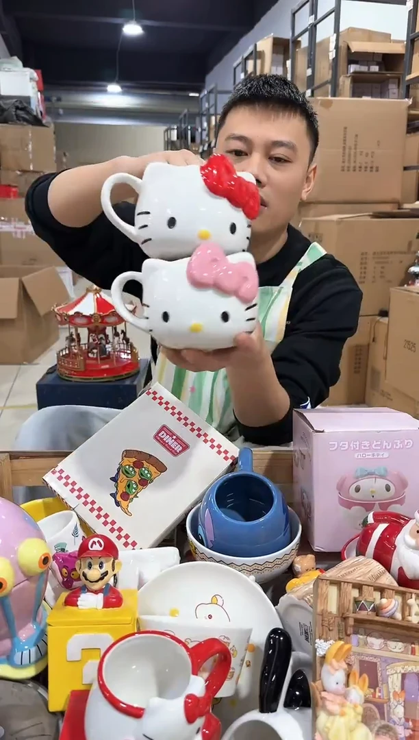 瓷片大号红色加粉色kt头杯2件套