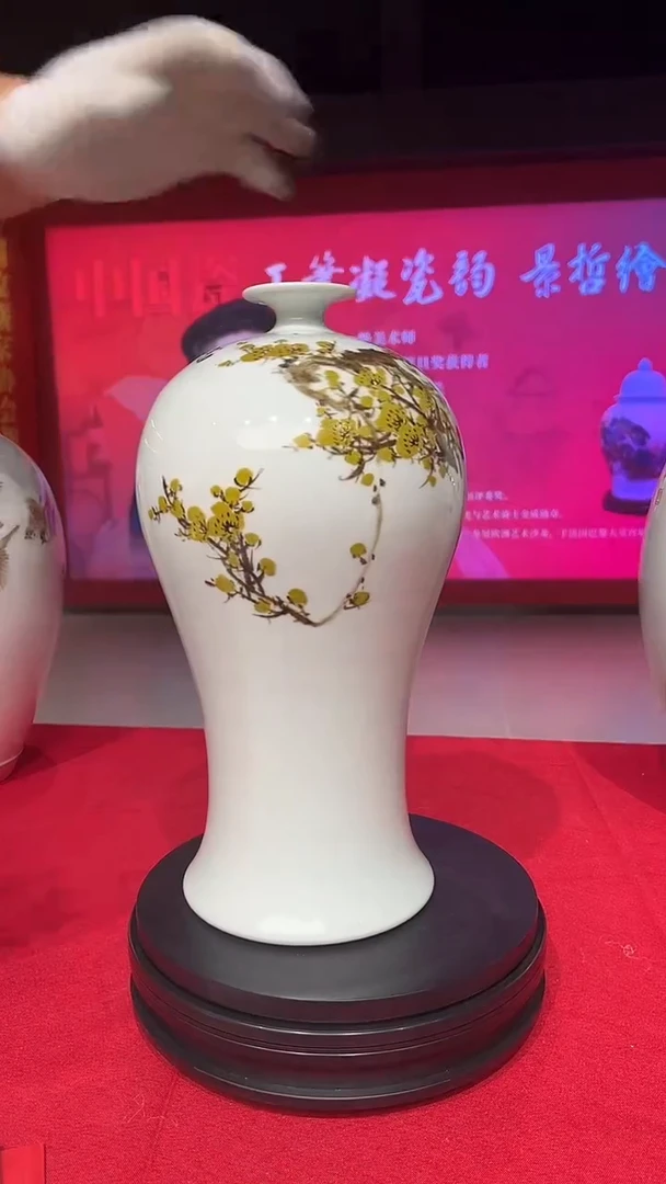 其他崔景哲-瓷器-C小-富贵吉祥