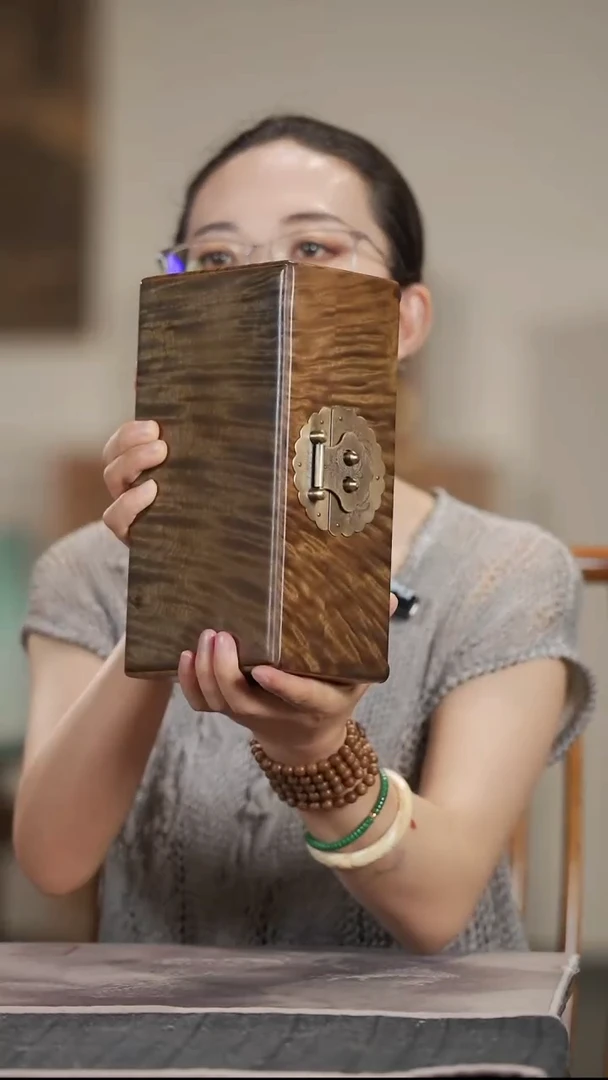 金丝楠042水波纹一木一器精工首饰盒