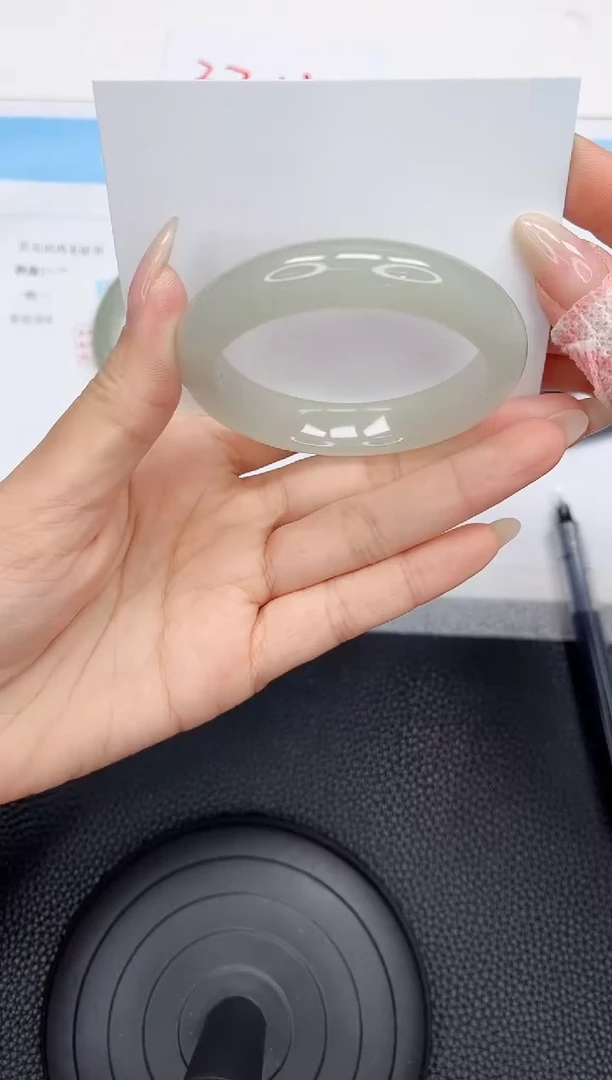 石英质玉手镯未镶嵌329-50.9