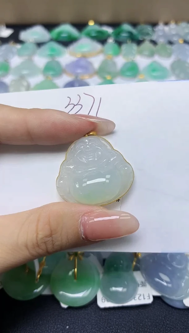 翡翠18K金镶嵌颈饰天然缅甸翡翠A货