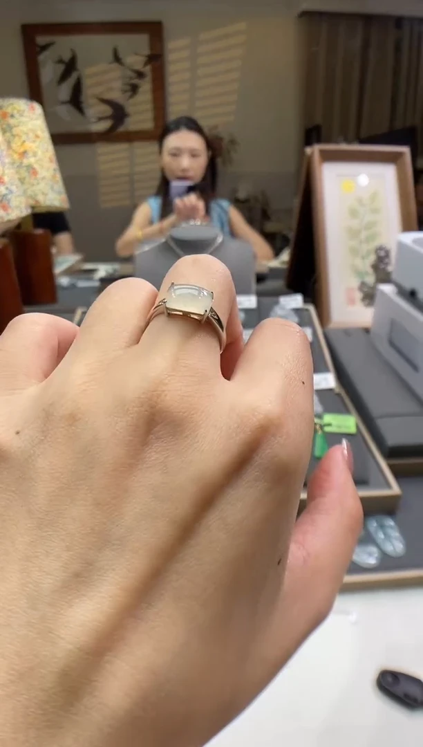 翡翠戒指银S925镶嵌马鞍