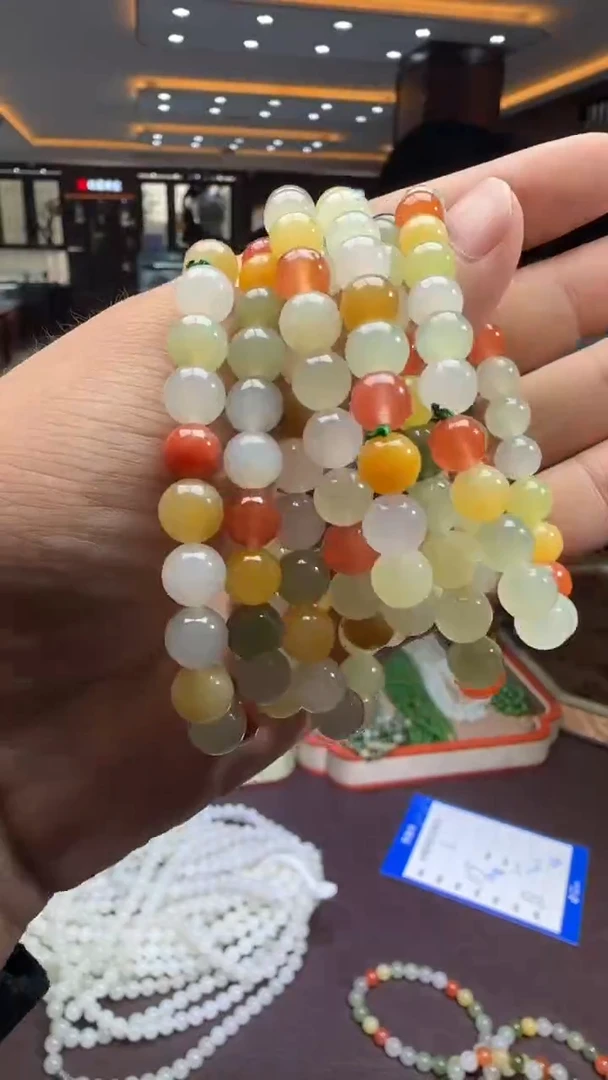 未镶嵌和田玉挂件【陆1109】18 7023 多样性发其一