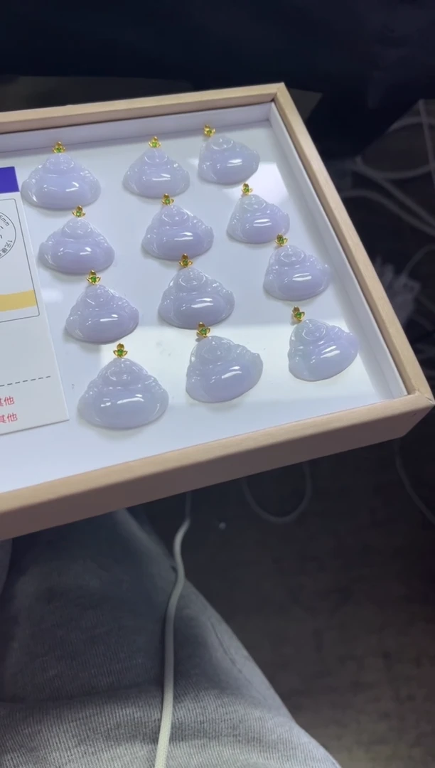 颈饰18K金镶嵌翡翠V323/多样性发一件/配绳子