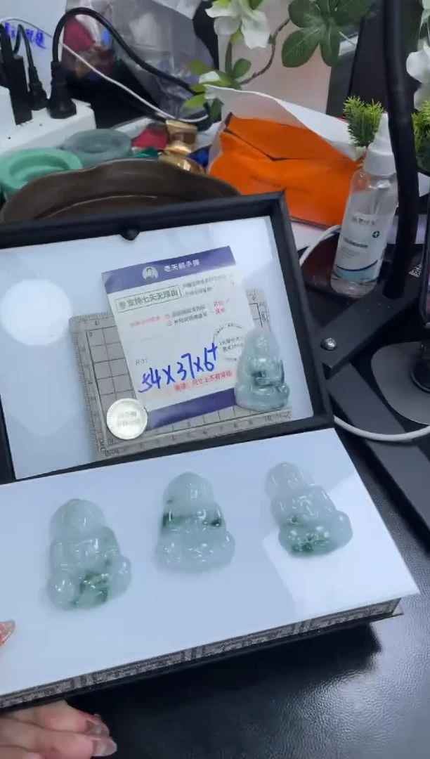 【闪购商品】翡翠挂件未镶嵌观音FL5配绳/多样性发其一CPZB