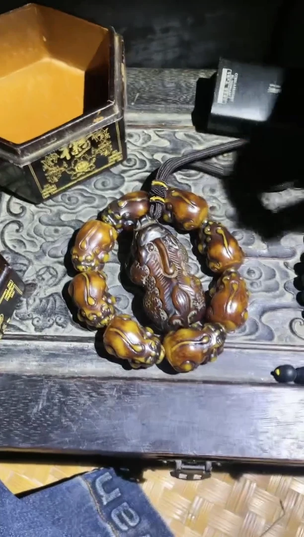 【闪购商品】蜜蜡手串未镶嵌35孔孔孔孔专属链接一套