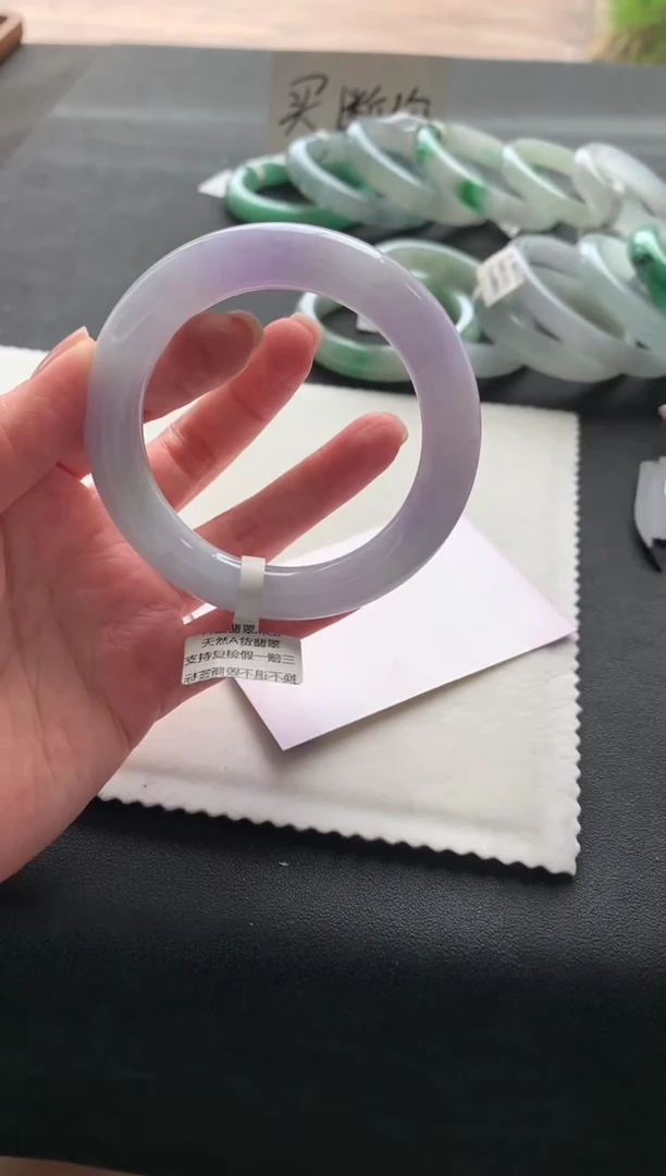 翡翠手镯未镶嵌56.8圆条买断Y2080