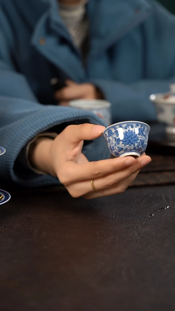 【闪购商品】杯聚澜堂缠枝莲一口杯