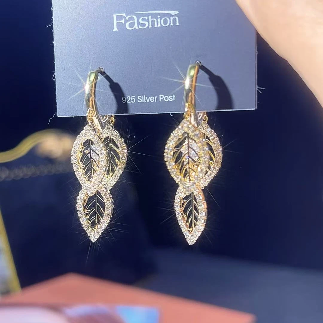 铜合金锆石耳饰 满钻金枝玉叶耳扣耳环时尚百搭款宠粉0365