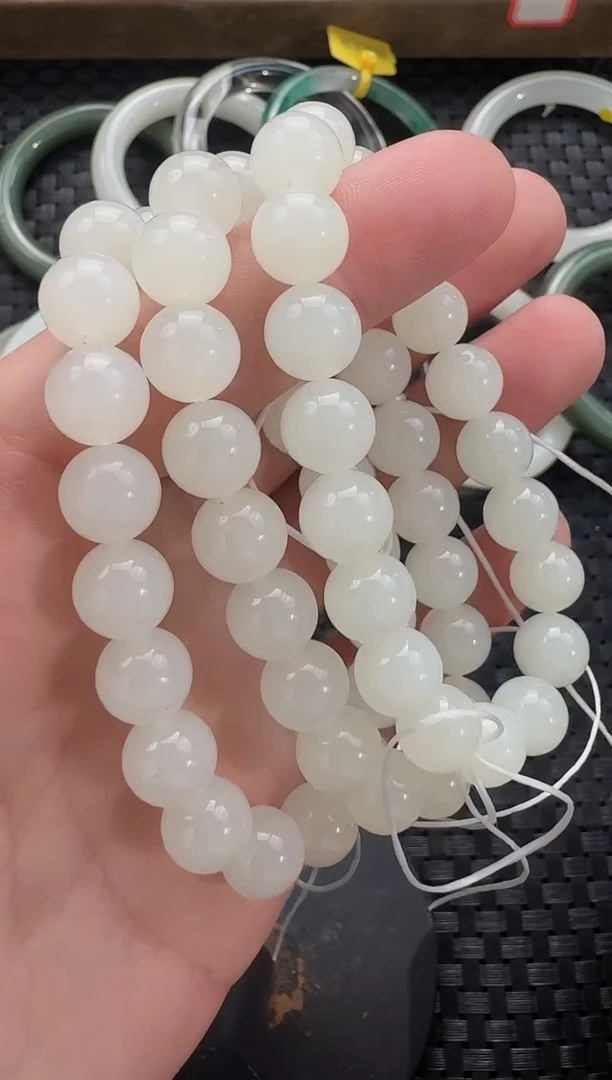 颈饰未镶嵌和田玉10mm手串（多样性发货拍一发一）