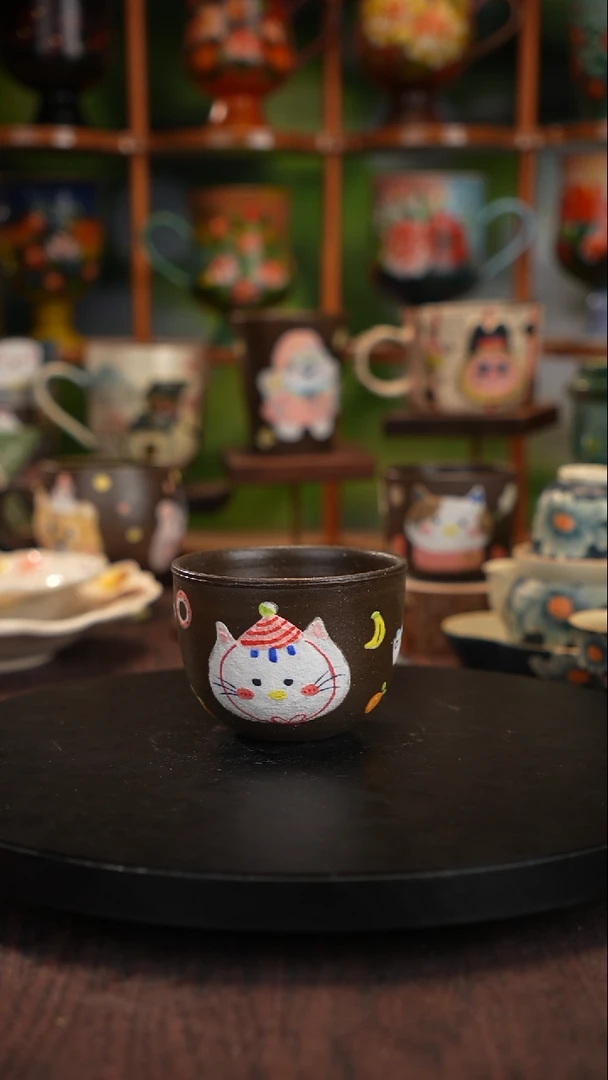 五彩手绘陶瓷紫砂杯