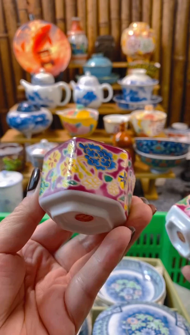 【闪购商品】瓷片天天开心快快乐乐哟