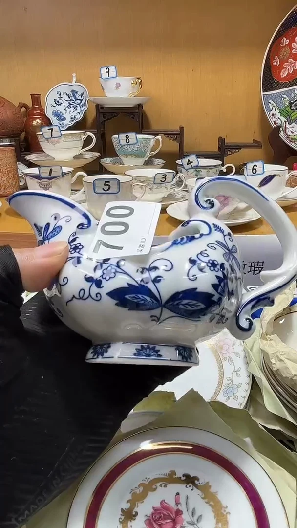 自**功中古货品默认微瑕