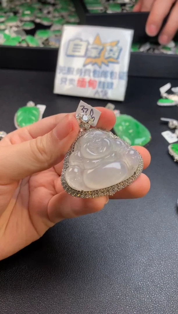 【闪购商品】翡翠颈饰银S925镶嵌翡翠