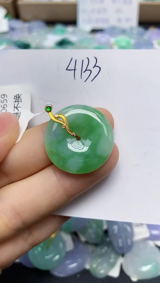 翡翠18K金镶嵌颈饰天然缅甸翡翠A货翡翠百元以上9元证书费自理