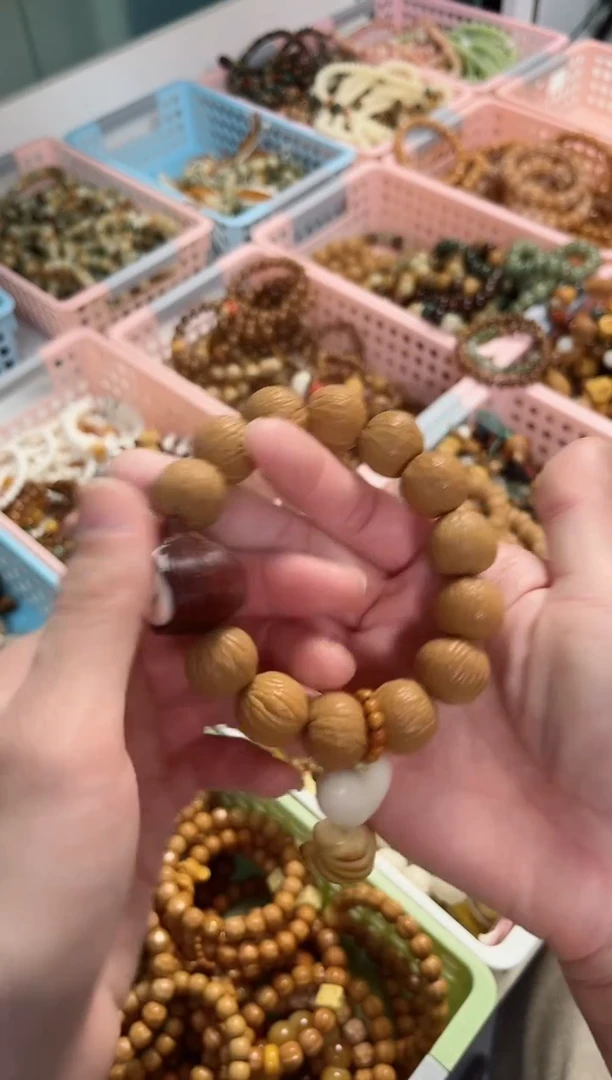 【闪购商品】菩提根/象牙果手串猴头凤眼多妹