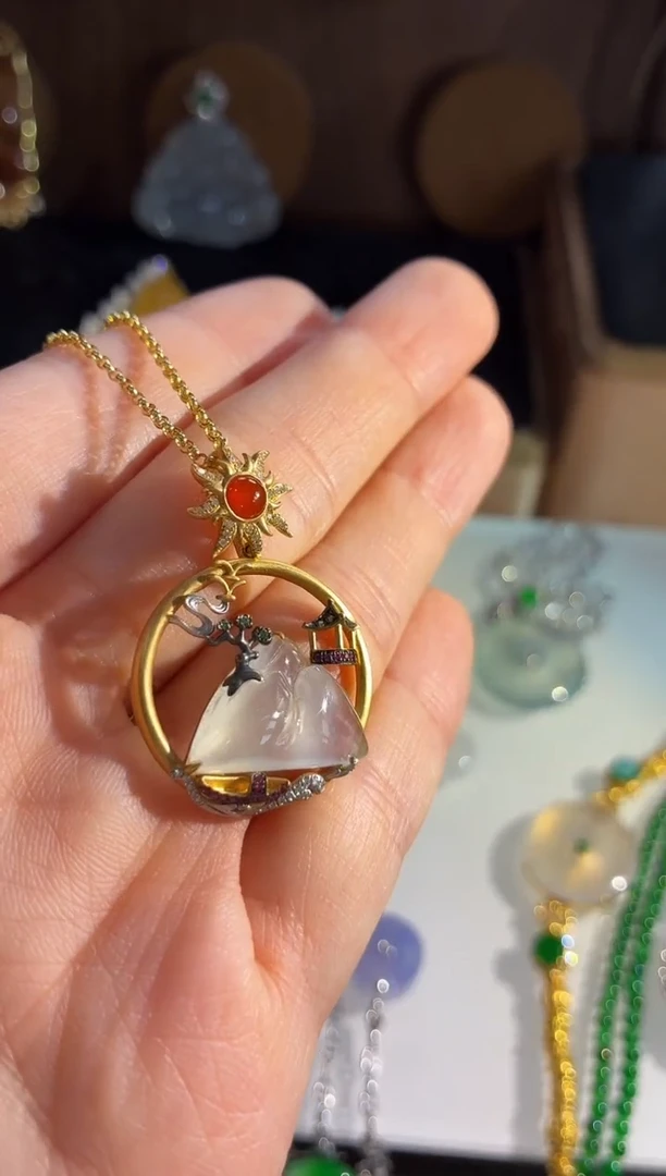 吊坠(不含链)18K金镶嵌翡翠吊坠