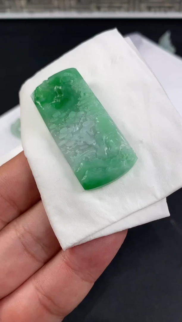 未镶嵌定制翡翠Z****G翡翠